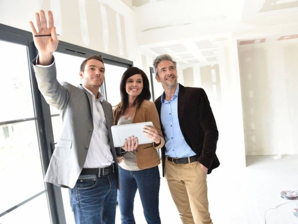 Emploi dans l'immobilier à Lyon : les salaires et les avantages offerts par les entreprises